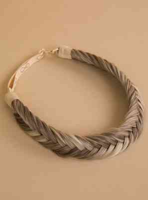 Jolie - Creamy Toffee