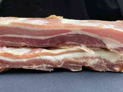 Ontbijtspek per 100 gram