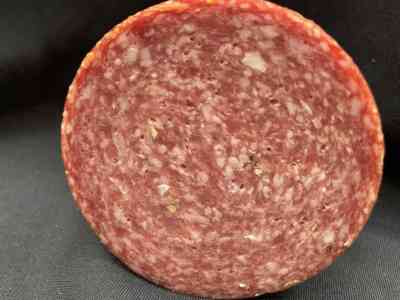 Salami per 100 gram