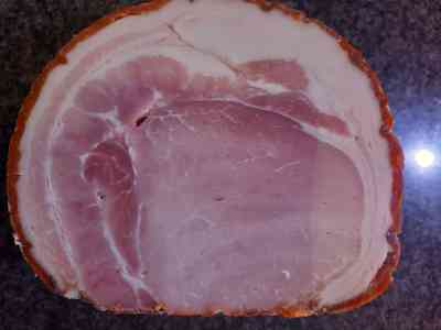 Roasted porc per 100 gram