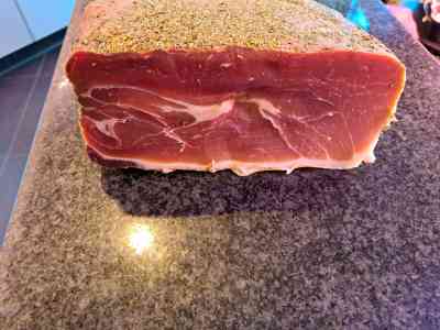 Serranoham met rozemarijn per 100 gram
