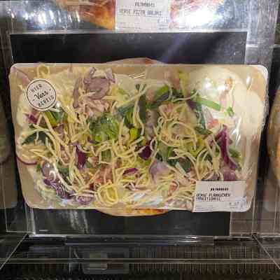 Verse flamkuchen pizza traditioneel