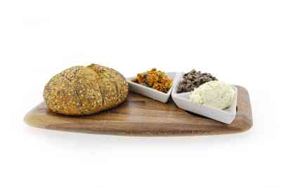 Plukbrood kruidenboter en tapenade