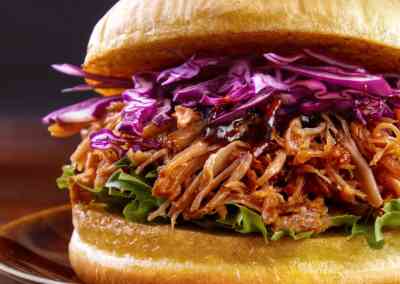 PULLED pork burger