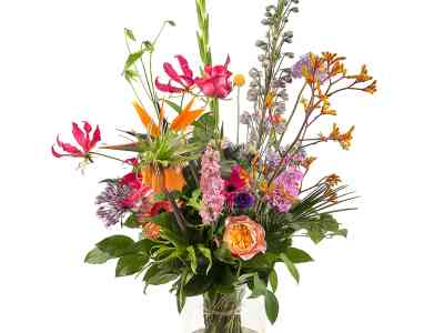 Bont zomerboeket bloemen